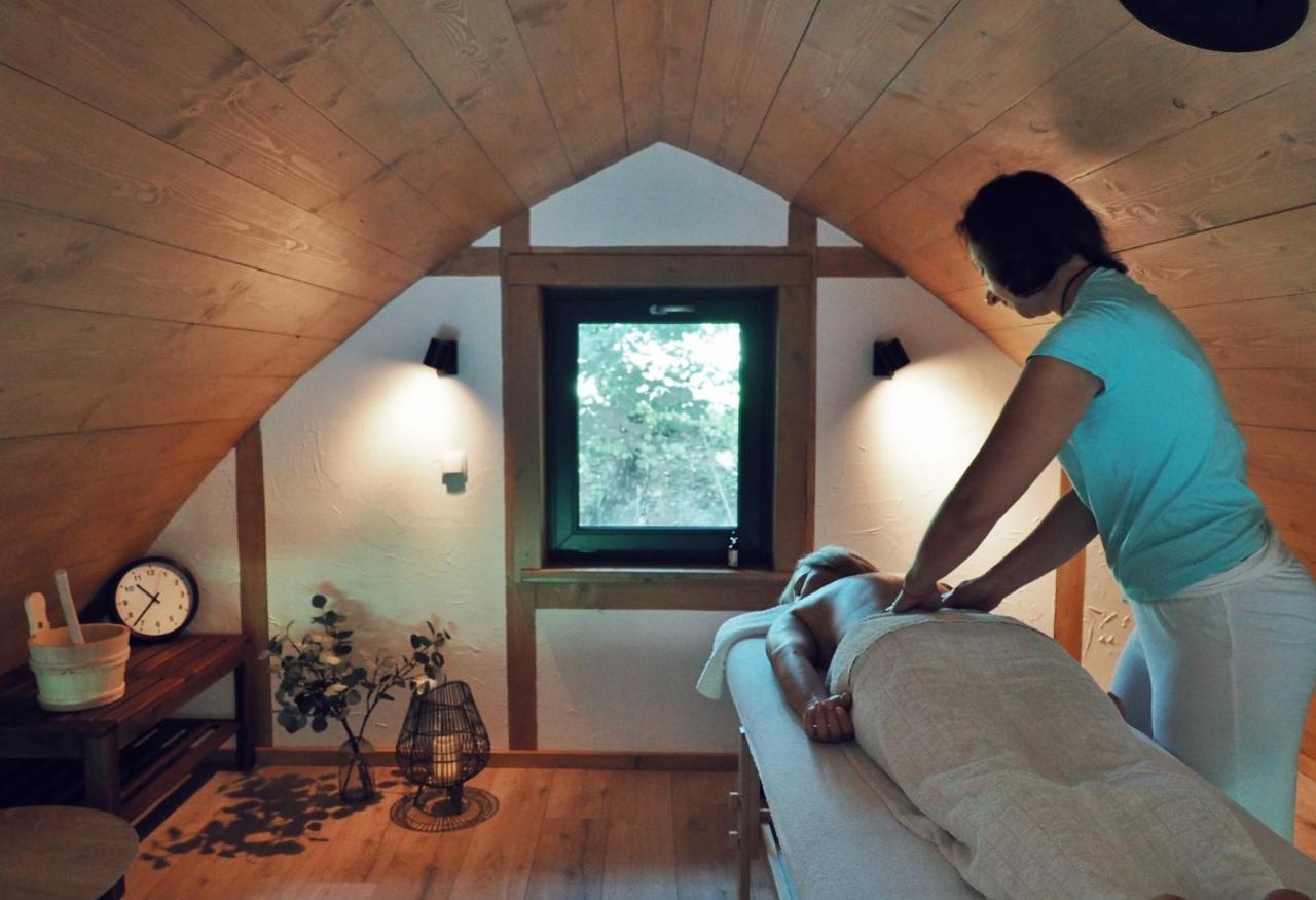 Sen I Wino, Domki Na Winnicy Ze Strefa Spa Живец Экстерьер фото